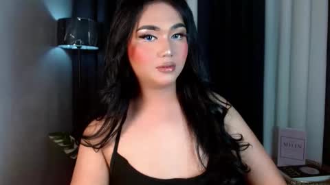 Snapshot of catherine_louise chatting on October 31, 2025, 2:45 am cath online show from October 31, 2025, 2:45 am