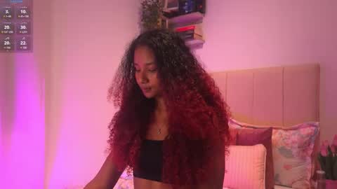 Snapshot of cattaleya_russ chatting on October 6, 2025, 2:09 am catta 3 online show from October 6, 2025, 2:09 am