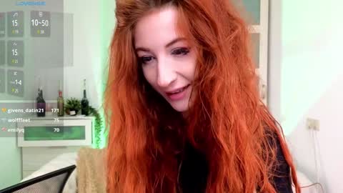 Snapshot of caty_cuddly chatting on February 7, 2025, 9:05 am caty_cuddly online show from February 7, 2025, 9:05 am