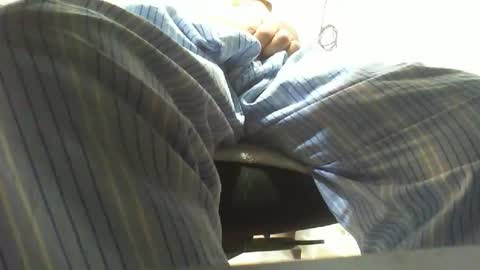 Snapshot of causticavibes chatting on November 15, 2025, 7:21 pm causticavibes online show from November 15, 2025, 7:21 pm