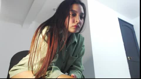 Snapshot of celeste_rivas chatting on November 4, 2025, 10:53 pm Celeste online show from November 4, 2025, 10:53 pm