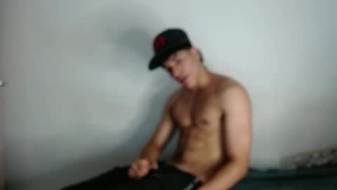 Snapshot of ceron_cb chatting on February 22, 2025, 12:08 pm ceron cb online show from February 22, 2025, 12:08 pm