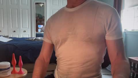 Snapshot of cfnmworkout1 chatting on February 25, 2025, 1:06 pm cfnmworkout1 online show from February 25, 2025, 1:06 pm