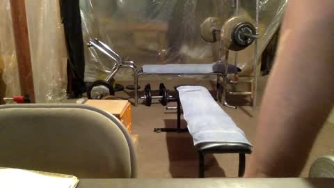 Snapshot of cfnmworkout1 chatting on October 16, 2025, 6:42 pm cfnmworkout1 online show from October 16, 2025, 6:42 pm