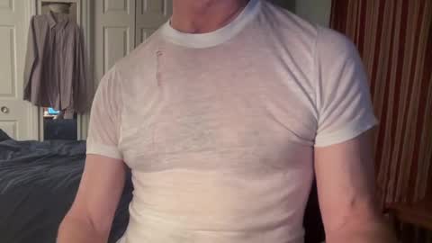 Snapshot of cfnmworkout1 chatting on November 14, 2025, 2:32 am cfnmworkout1 online show from November 14, 2025, 2:32 am