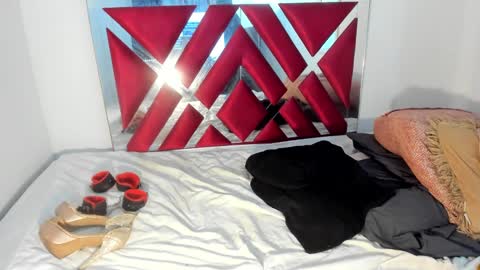 Chanell online show from February 25, 2025, 3:42 am