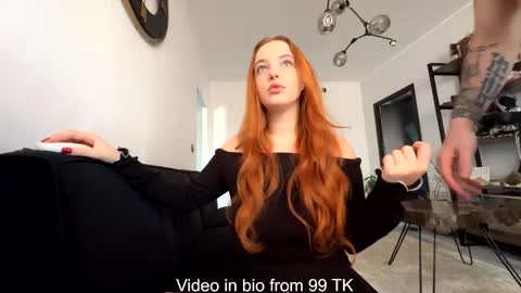 Snapshot of chaptertoo chatting on September 29, 2025, 12:10 pm SofiLiam online show from September 29, 2025, 12:10 pm