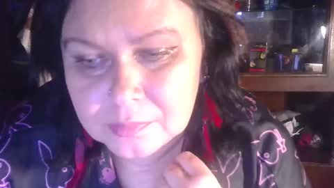 Snapshot of charleekendall chatting on October 29, 2025, 3:03 pm CharleeKendall online show from October 29, 2025, 3:03 pm