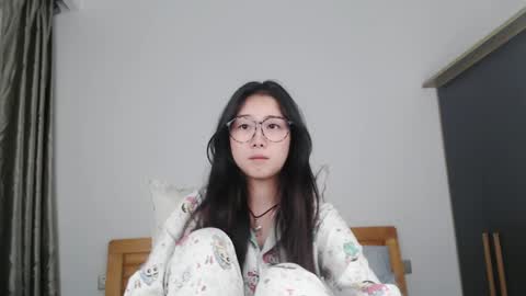 Snapshot of charlottelin chatting on December 12, 2024, 2:00 pm Charlotte online show from December 12, 2024, 2:00 pm