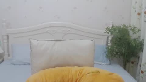 Snapshot of charlottelin chatting on September 27, 2025, 4:23 pm Charlotte online show from September 27, 2025, 4:23 pm