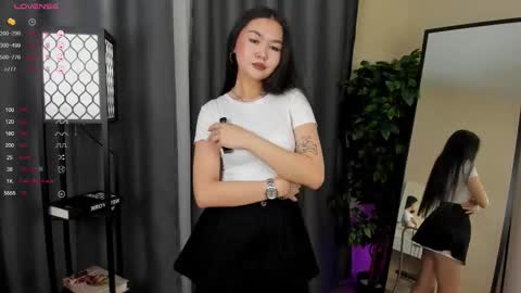 Snapshot of charlynhartney chatting on November 14, 2025, 11:42 am Sarah online show from November 14, 2025, 11:42 am