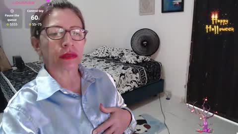 Snapshot of chayla_ruiz chatting on October 22, 2025, 12:05 pm CHAYLA VICTORIA RUIZ online show from October 22, 2025, 12:05 pm