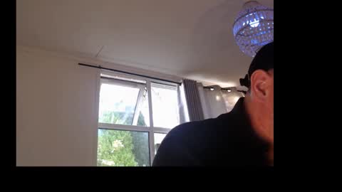 Snapshot of chazdiniro chatting on November 2, 2025, 8:06 am chazdiniro online show from November 2, 2025, 8:06 am