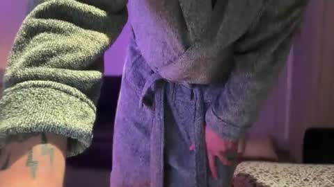 Cheekylondon online show from September 24, 2025, 11:19 pm