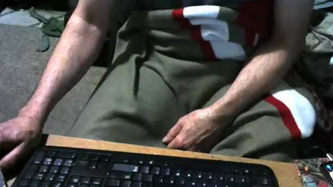 Snapshot of chefy999 chatting on October 18, 2025, 12:17 pm chefy online show from October 18, 2025, 12:17 pm