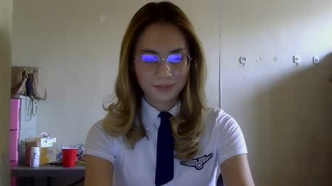 chelly4u69 online show from September 14, 2025, 4:00 am