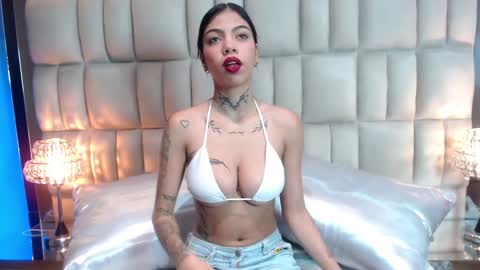 Snapshot of cherry_sussan chatting on January 4, 2025, 8:48 pm Sussan Cherry online show from January 4, 2025, 8:48 pm