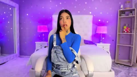 Snapshot of cherry_sussan chatting on February 4, 2025, 3:44 am Sussan Cherry online show from February 4, 2025, 3:44 am