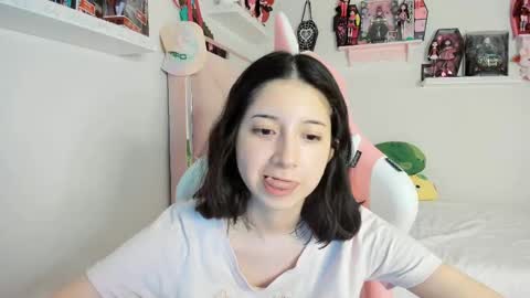 Snapshot of cherrymafer666 chatting on March 5, 2025, 2:36 am cherrycute666 online show from March 5, 2025, 2:36 am