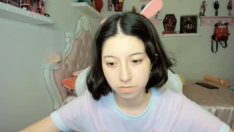 Snapshot of cherrymafer666 chatting on September 14, 2025, 1:38 am cherrycute666 online show from September 14, 2025, 1:38 am