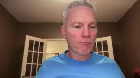 Snapshot of chill_with_john chatting on October 23, 2025, 1:10 pm John online show from October 23, 2025, 1:10 pm