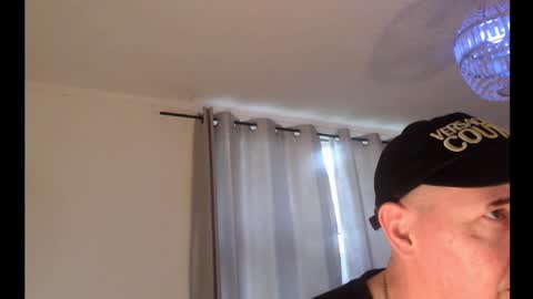 Snapshot of chinomanelli chatting on October 29, 2025, 3:58 pm chinomanelli online show from October 29, 2025, 3:58 pm