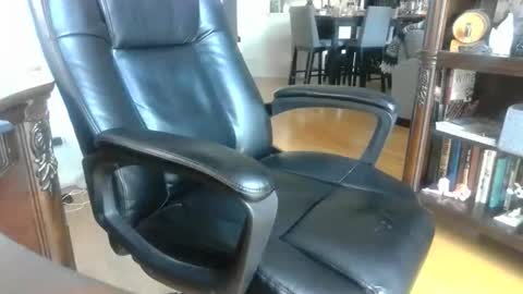 Snapshot of chiphoneman chatting on October 29, 2025, 6:09 pm chiphoneman online show from October 29, 2025, 6:09 pm