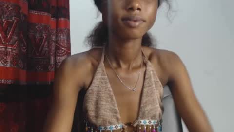 Snapshot of choco_petitqueen chatting on December 31, 2024, 6:37 am choco_petitqueen online show from December 31, 2024, 6:37 am