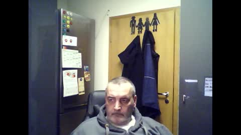 Snapshot of chris250268 chatting on January 4, 2025, 7:02 pm Chris online show from January 4, 2025, 7:02 pm