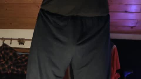 Snapshot of chris42089 chatting on January 31, 2025, 7:18 am Chris online show from January 31, 2025, 7:18 am