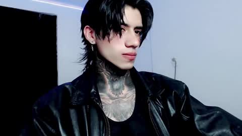 Snapshot of chriss_opp chatting on February 13, 2025, 8:06 am CHRIS INDEPENT MODEL online show from February 13, 2025, 8:06 am