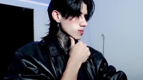 Snapshot of chriss_opp chatting on February 24, 2025, 8:25 pm CHRIS INDEPENT MODEL online show from February 24, 2025, 8:25 pm