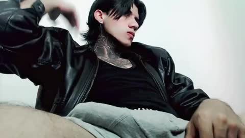 Snapshot of chriss_opp chatting on March 3, 2025, 1:42 am CHRIS INDEPENT MODEL online show from March 3, 2025, 1:42 am