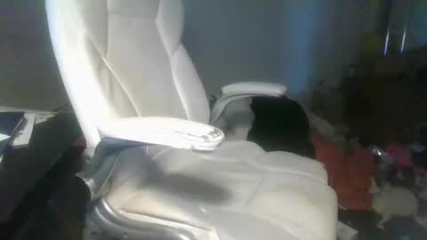 Snapshot of christo9999 chatting on February 28, 2025, 2:20 am christo online show from February 28, 2025, 2:20 am