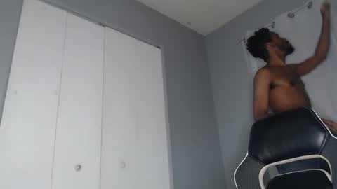 ChrisVacherx online show from December 11, 2024, 1:49 pm