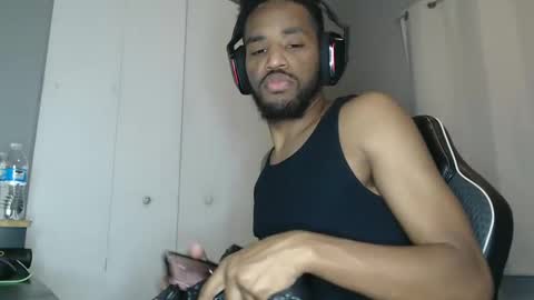 ChrisVacherx online show from December 23, 2024, 11:57 am