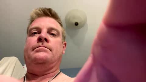 Snapshot of chucktownguy81 chatting on December 3, 2024, 5:42 am chucktownguy81 online show from December 3, 2024, 5:42 am