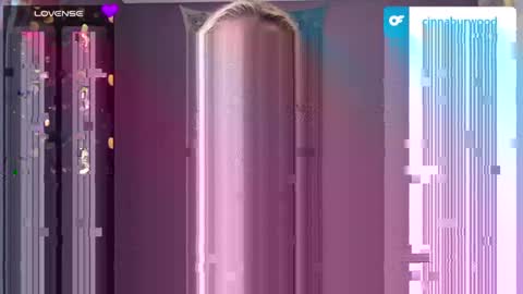 Snapshot of cinnaburwood chatting on February 6, 2025, 10:21 pm Cinna online show from February 6, 2025, 10:21 pm