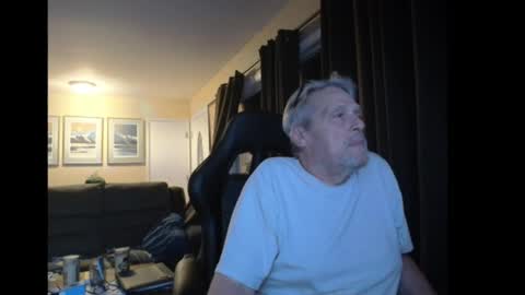 Snapshot of cjscout chatting on December 14, 2024, 8:34 am cjscout online show from December 14, 2024, 8:34 am