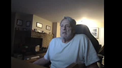 Snapshot of cjscout chatting on December 16, 2024, 5:49 am cjscout online show from December 16, 2024, 5:49 am