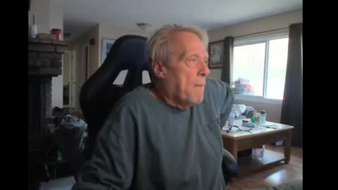 Snapshot of cjscout chatting on October 1, 2025, 10:49 pm cjscout online show from October 1, 2025, 10:49 pm