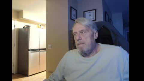 Snapshot of cjscout chatting on November 3, 2025, 5:03 pm cjscout online show from November 3, 2025, 5:03 pm