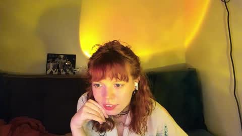 Snapshot of clancyosbourne chatting on December 6, 2024, 1:07 am Clancy online show from December 6, 2024, 1:07 am