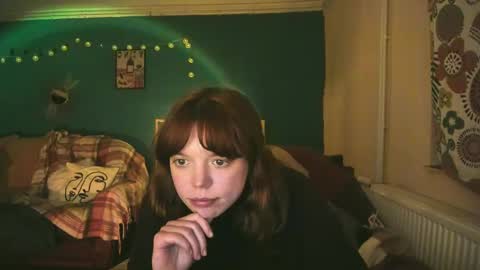 Snapshot of clancyosbourne chatting on February 19, 2025, 9:58 pm Clancy online show from February 19, 2025, 9:58 pm