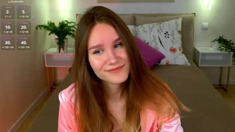 Snapshot of clare_ff chatting on September 25, 2025, 9:35 am Claire online show from September 25, 2025, 9:35 am