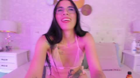 Snapshot of clarisse28 chatting on January 16, 2025, 7:20 pm Mistress Clarisse online show from January 16, 2025, 7:20 pm