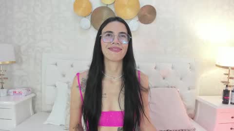Snapshot of clarisse28 chatting on February 6, 2025, 7:29 pm Mistress Clarisse online show from February 6, 2025, 7:29 pm