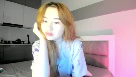 Snapshot of clarity_yumi chatting on October 6, 2025, 2:53 am Yumi online show from October 6, 2025, 2:53 am