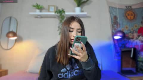 Snapshot of cleeo_brown chatting on September 10, 2025, 9:37 pm Cleo online show from September 10, 2025, 9:37 pm