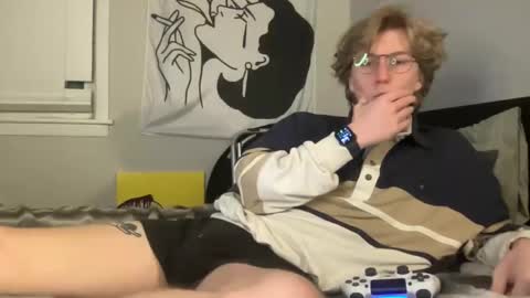 Snapshot of clydeaustin chatting on December 4, 2024, 3:15 am Clyde Austin online show from December 4, 2024, 3:15 am